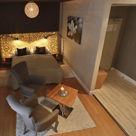 Mama's Design & Boutique 4* ברטיסלאבה