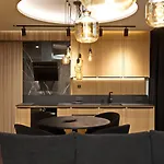 Mama's Design & Boutique Братислава