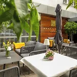 Mama's Design & Boutique Братислава