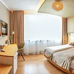 Mama's Design & Boutique 4* Bratislava