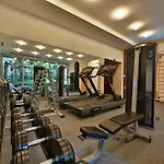 Отель Mama's Design & Boutique 4*