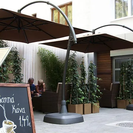 Mama's Design & Boutique براتسيلافا
