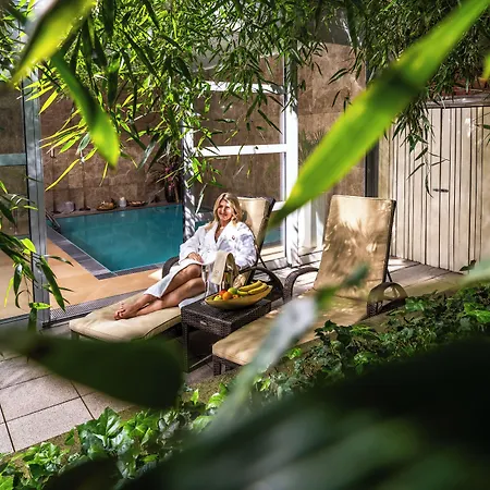 玛玛斯设计精品酒店 4*