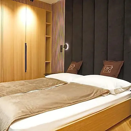 Mama's Design & Boutique 4* Pressburg