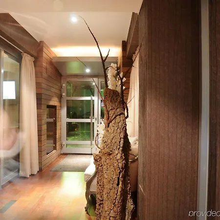 玛玛斯设计精品酒店 4*