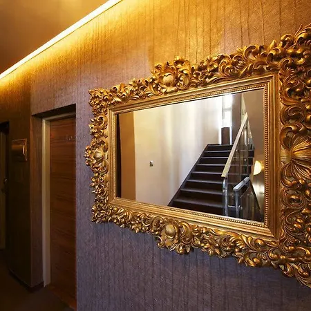 فندق Mama's Design & Boutique 4*