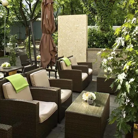 فندق Mama's Design & Boutique 4*