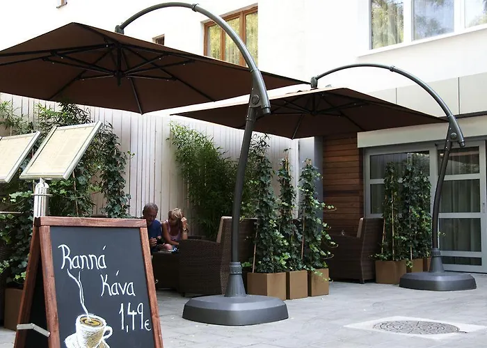 Mama's Design & Boutique Братислава