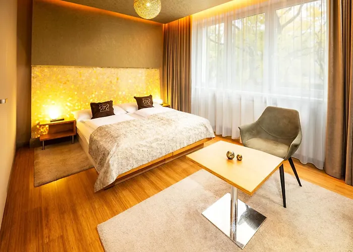 Mama's Design & Boutique 4*