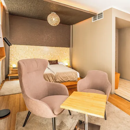 Hotel Mama's Design & Boutique Pressburg